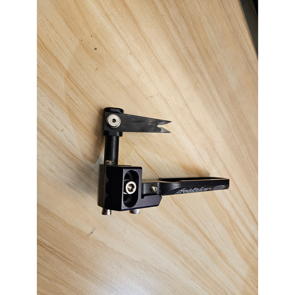 Brukt AAE Freakshow bladhylle-Bueutstyr-BueBua - Din bueforhandler!